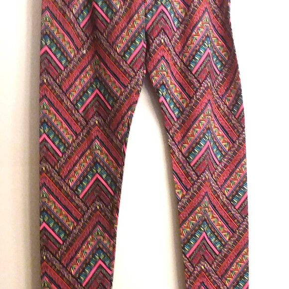 Xhilaration geometric patterned leggings - Picture 8 of 10
